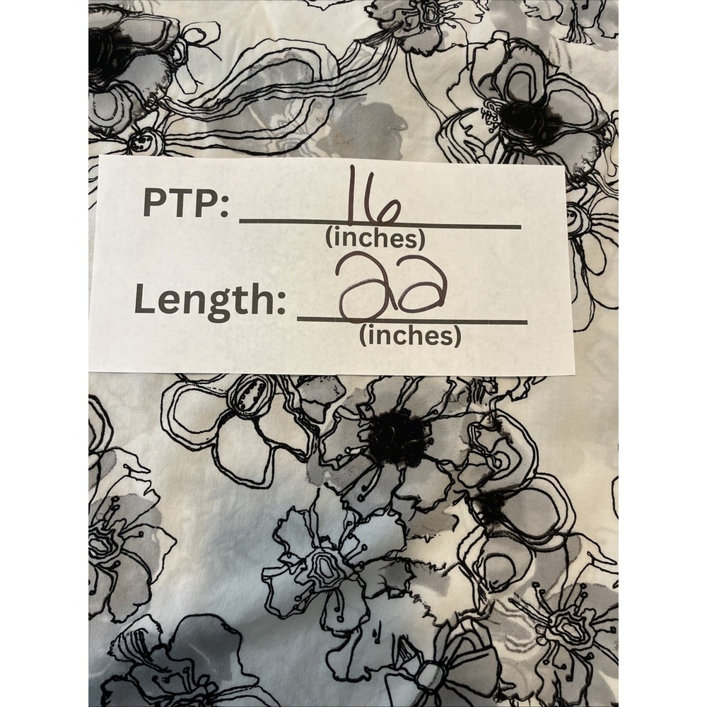 Vintage Carole Little XS Ivory Black Floral Rayon Cap Sleeve Blouse Career Top - Picture 9 of 12